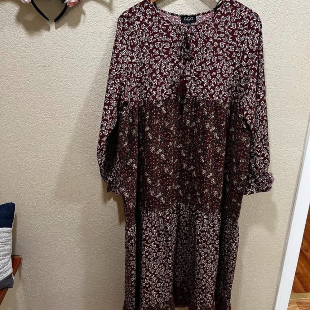 GiGiO Tiered prairie dress with tassel tie neck and floral pattern wine NWT - Picture 5 of 6